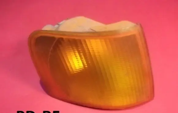 Ford Escort Front indicator light 22302000