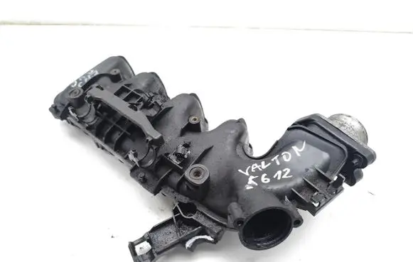 Peugeot 308 Intake manifold 9653808680
