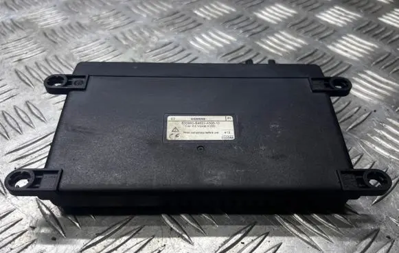 Volvo S60 Voice control module 020086