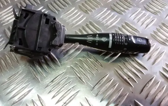 Mitsubishi Pajero Wiper control stalk 0S11