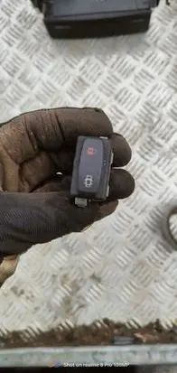 Renault Laguna II Tailgate/trunk/boot open switch 554543435