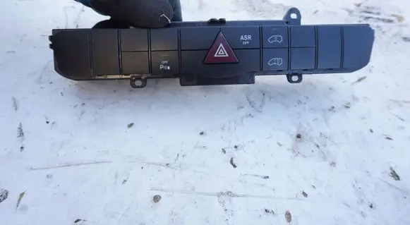 Volkswagen Crafter Hazard light switch A9068702110