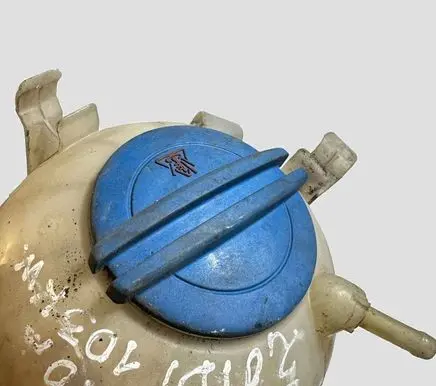 Volkswagen Golf VI Coolant expansion tank/reservoir 1K0121407A