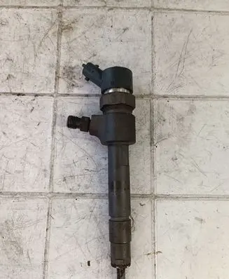 Alfa Romeo 147 Fuel injector 0445110119