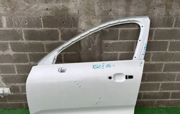 Volvo XC60 Front door 