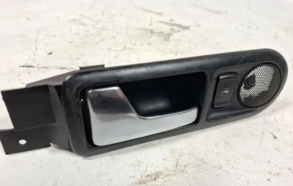 Volkswagen PASSAT B5 Rear door interior handle 3B0839113AK