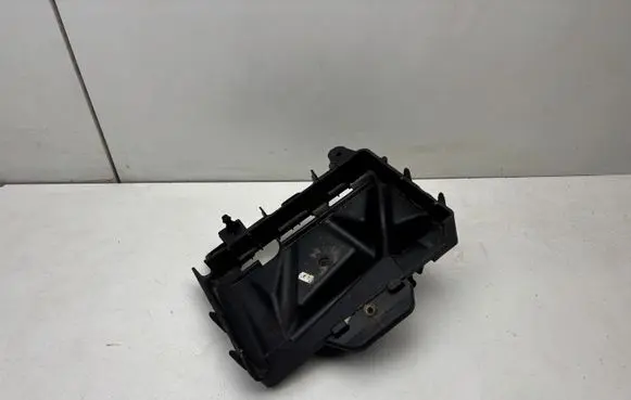 Seat Ibiza IV (6J,6P) Battery tray 6Q0915331D
