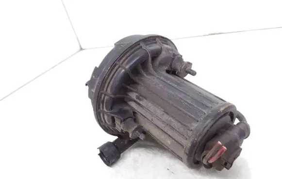 Volkswagen Golf V Secondary air pump 06A959253B