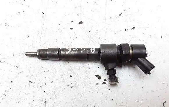 Alfa Romeo 166 Fuel injector