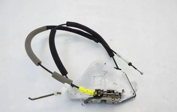 Nissan Qashqai J12 Front door lock 8050060E0A