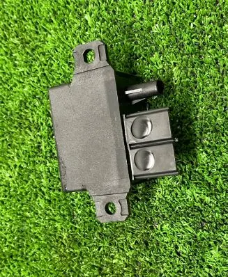 BMW 3 G20 G21 Coolant fan relay 9198302 3A2001X030