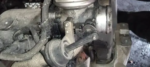 Skoda Octavia Mk1 (1U) EGR valve 038131501E 038129637