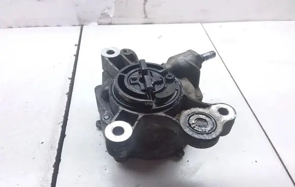 Volvo V50 Vacuum pump D1651B