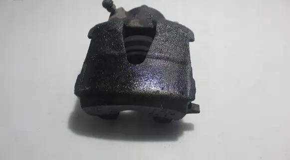 Volkswagen Polo V 6R Front brake caliper