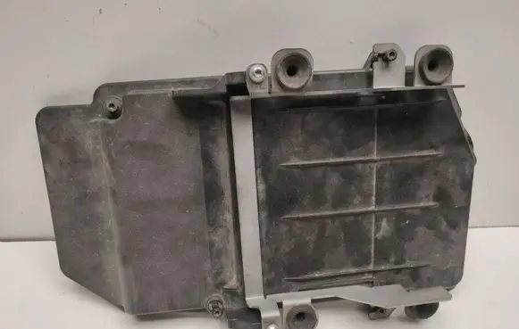 Mercedes-Benz CL C216 Fuse box cover A2215401382