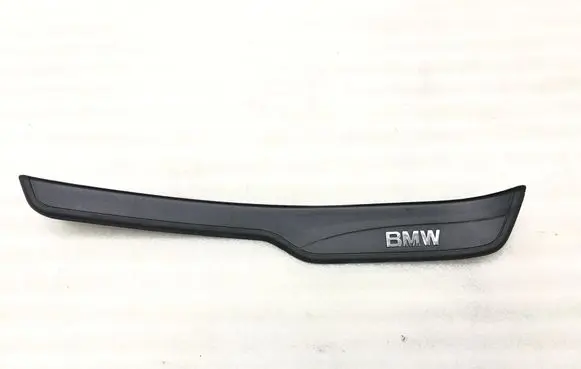 BMW 3 E90 E91 Rear sill (body part) 7060286