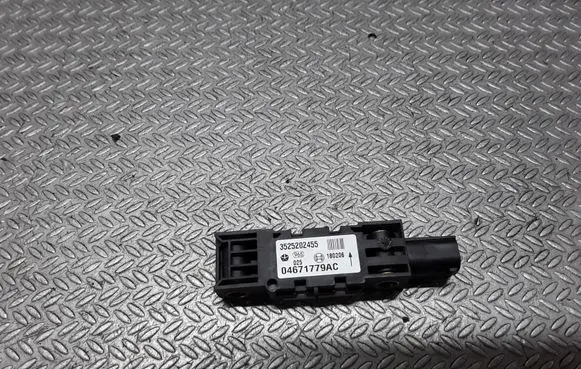 Chrysler 300 - 300C Airbag deployment crash/impact sensor 04671779AC