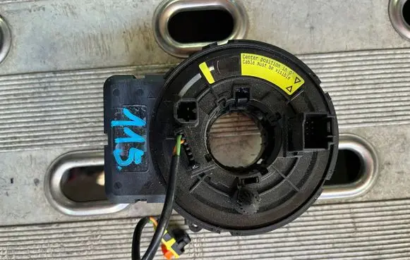 Alfa Romeo Giulia Airbag slip ring squib (SRS ring)
