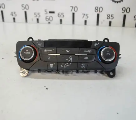 Ford Kuga II Interior fan control switch GJ5T18C612BG