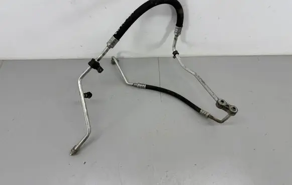 Volvo S40, V40 Air conditioning (A/C) pipe/hose 