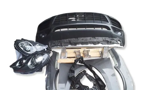 Porsche Macan (95B) Front piece kit 