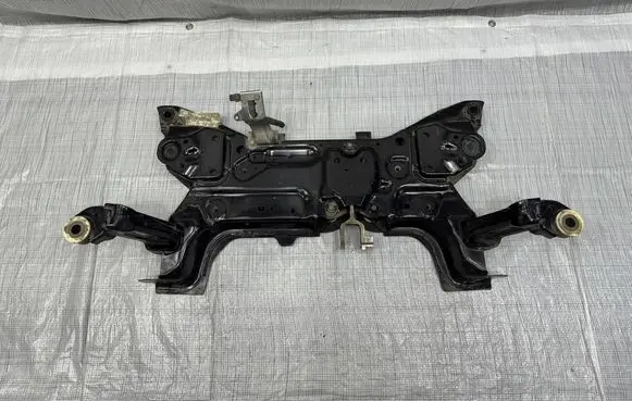 Ford Focus ST Front axle beam 