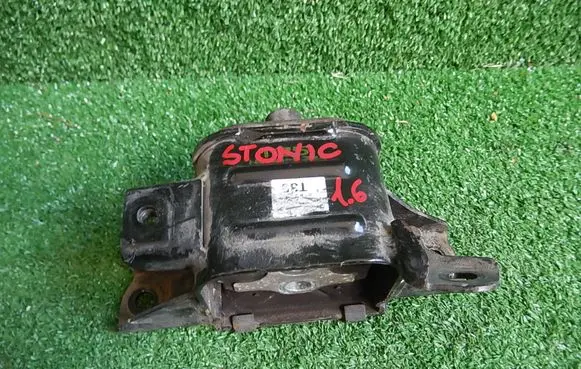 KIA Stonic Gearbox mount 