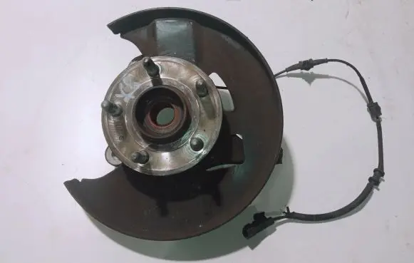 Opel Insignia A Front wheel hub