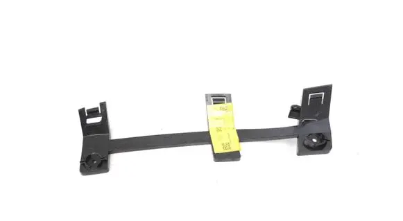 Headlight/headlamp mounting bracket