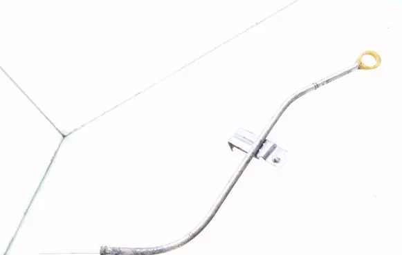 Toyota Auris E180 Oil level dip stick 