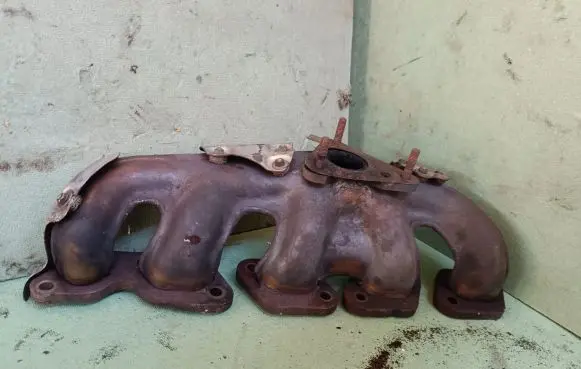 Renault Trafic II (X83) Exhaust manifold 8200641758