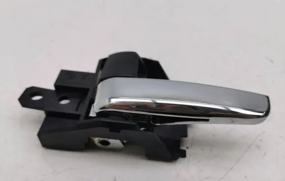Mitsubishi Outlander Front door interior handle