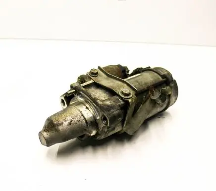 BMW 5 GT F07 Starter motor 7556131