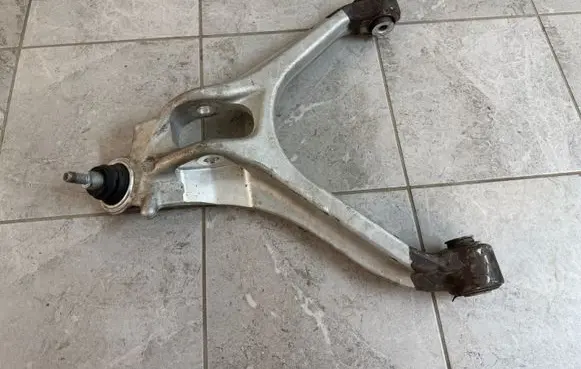 Ford Ranger IV Front lower control arm/wishbone 
