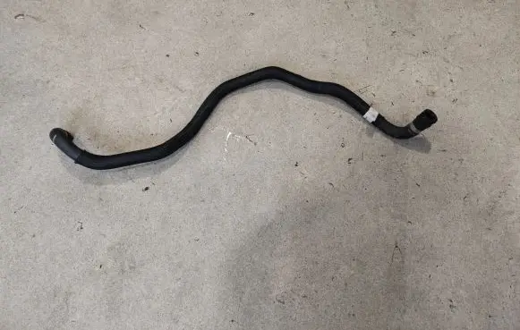 Land Rover Range Rover Evoque L551 Engine coolant pipe/hose K8D27H255AB