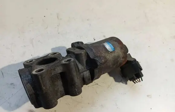 Toyota Corolla Verso AR10 EGR valve 256200R010