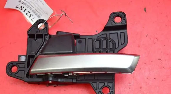 Hyundai Elantra VI Front door interior handle 82610F2000