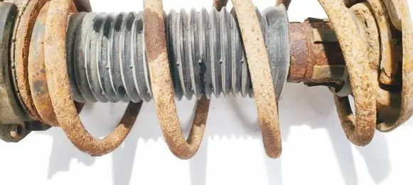 Volkswagen Golf V Front coil spring