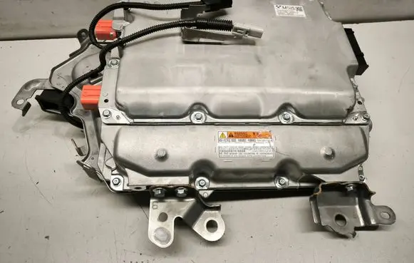 Lexus RX V Voltage converter inverter G909048020