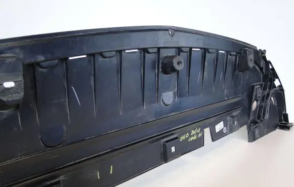 Mercedes-Benz GLB x247 Front bumper skid plate/under tray A2478859302