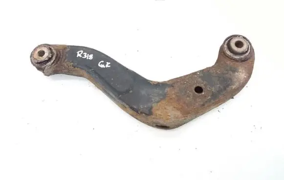 Rear control arm