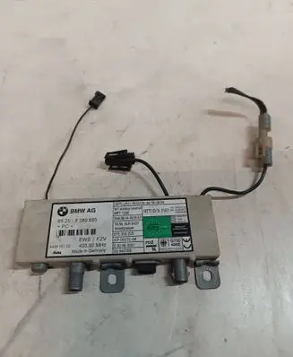 BMW 5 E60 E61 Aerial antenna amplifier 8380685