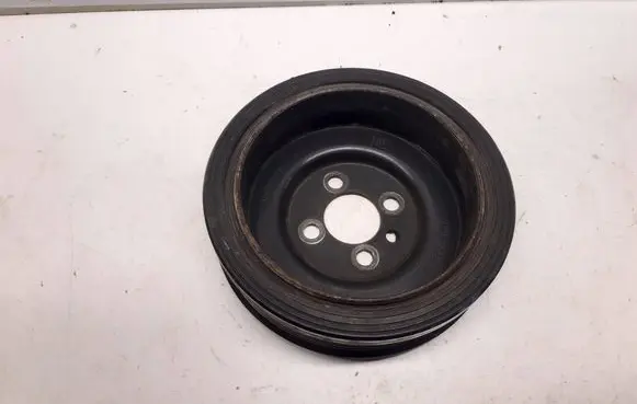 Volkswagen PASSAT B6 Crankshaft pulley 03G105243