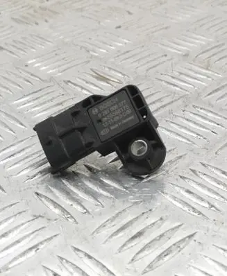 Opel Insignia A Air pressure sensor 0281006077 55568175 1211093D00