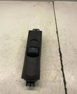 Mercedes-Benz Sprinter W906 Electric window control switch A9065450913 Q08ZGS003 S533187