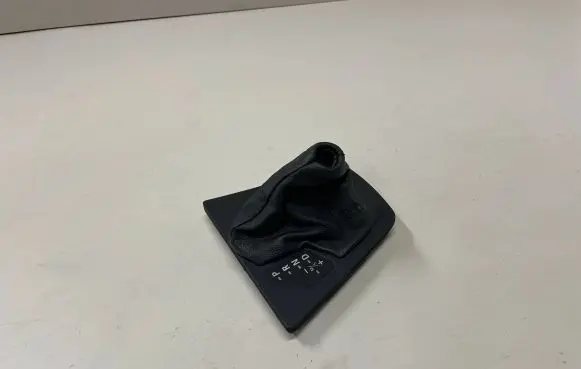 BMW X3 E83 Gear shifter surround trim plastic 7056025