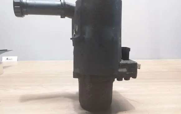 Peugeot 307 CC Power steering pump 9653583380