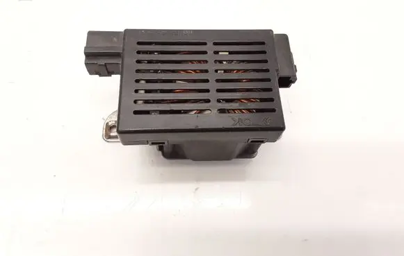 Honda Legend III KA9 Aerial antenna amplifier 39155SZ3G010