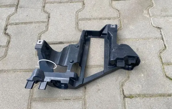 BMW X5 E53 Headlight/headlamp mounting bracket