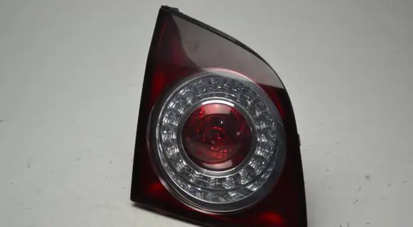 Volkswagen Golf Plus Tailgate rear/tail lights 5M0945093J 89035269